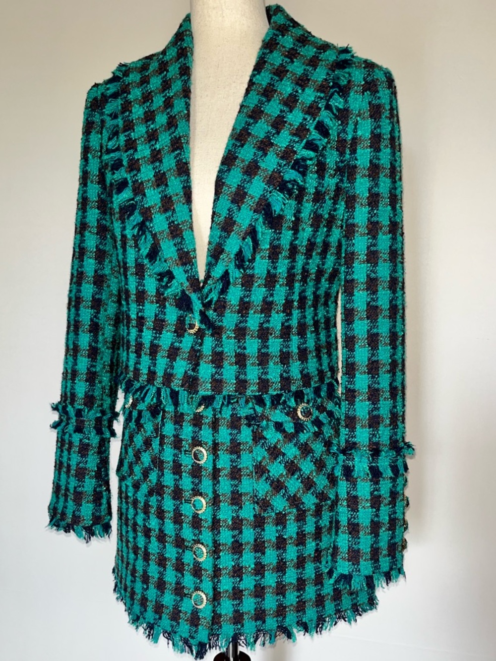 Avec Les Filles Tweed Plaid Fringe Cropped Jacket and Mini Skirt Set Size M -NWT - Picture 4 of 12